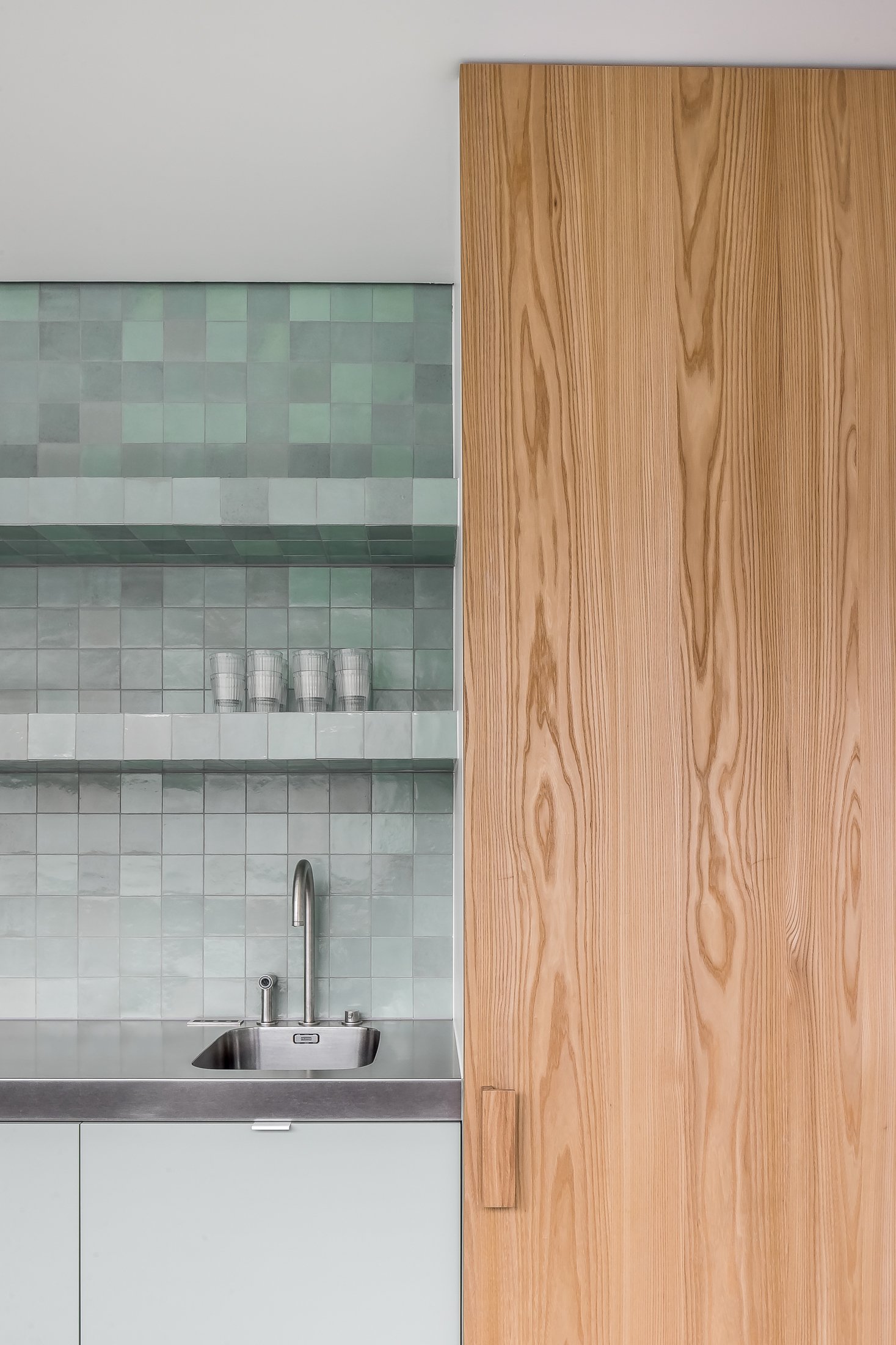 detail kitchen dental practice