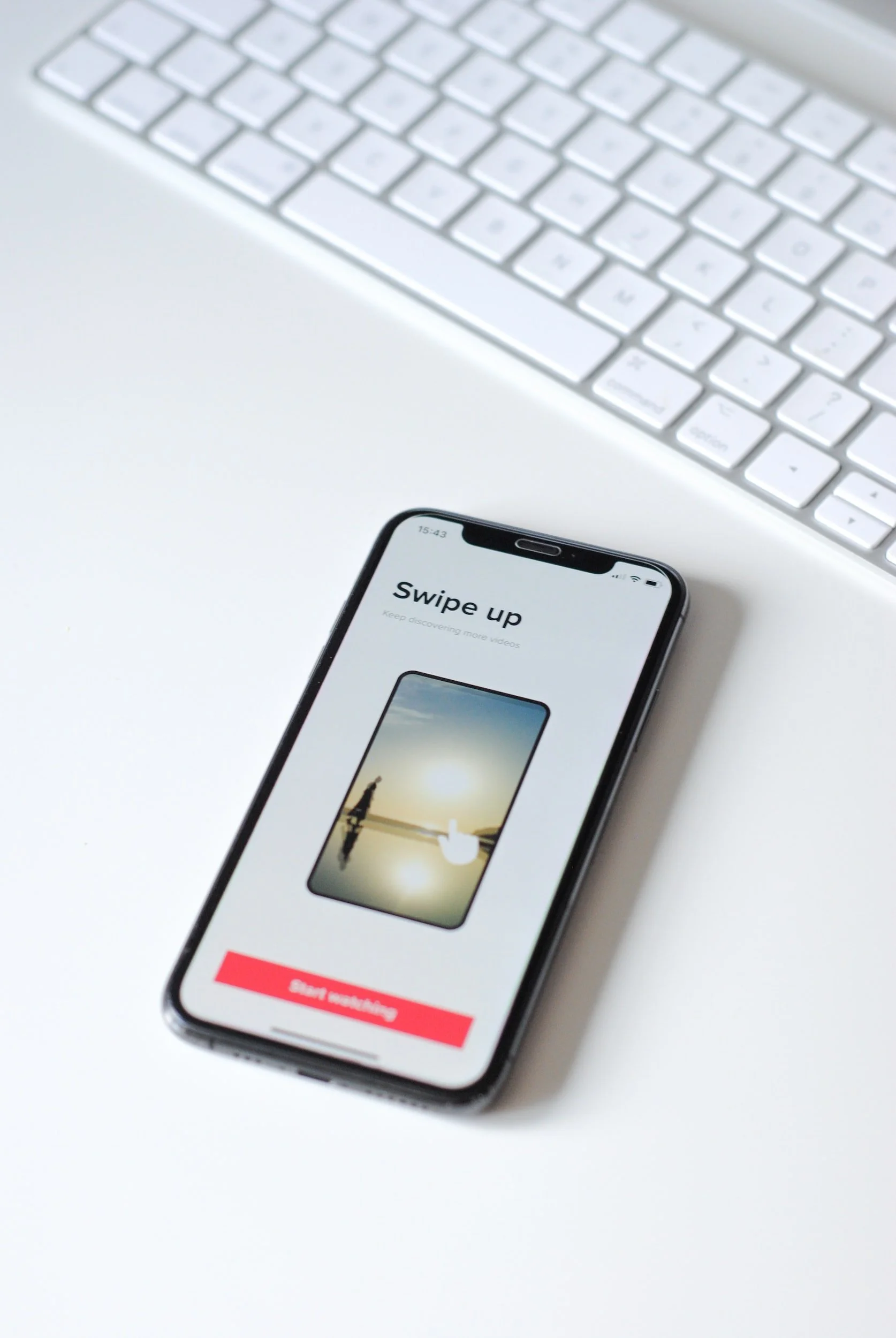 How to Start the Year on a High Note in Social Media