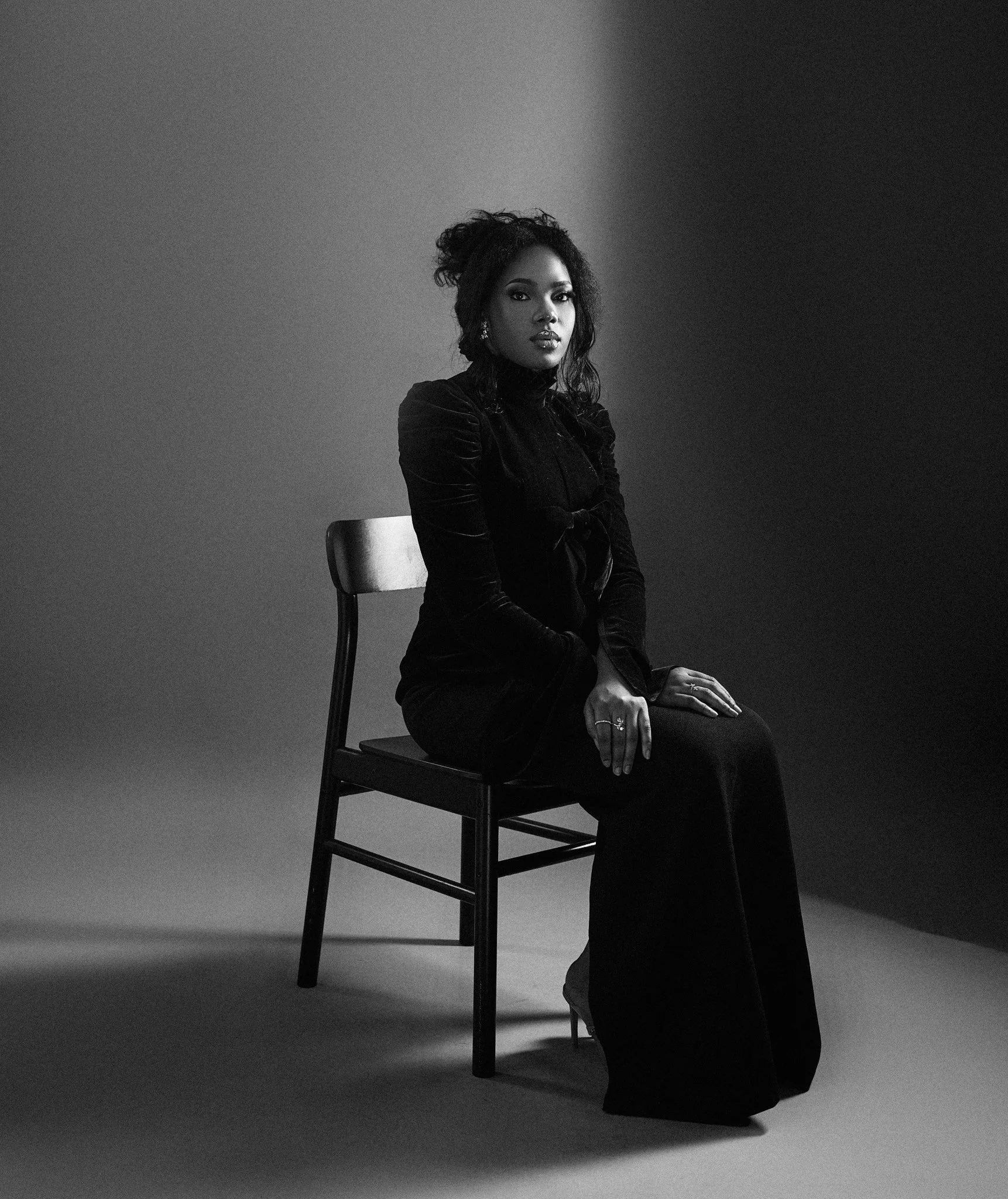 portrait-photographer-studio-session-Dolapo 3.jpg