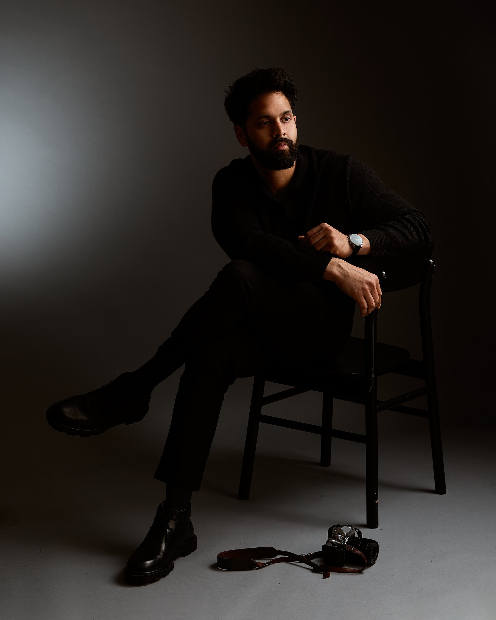 portrait-photographer-studio-session-Riaz 7.jpg