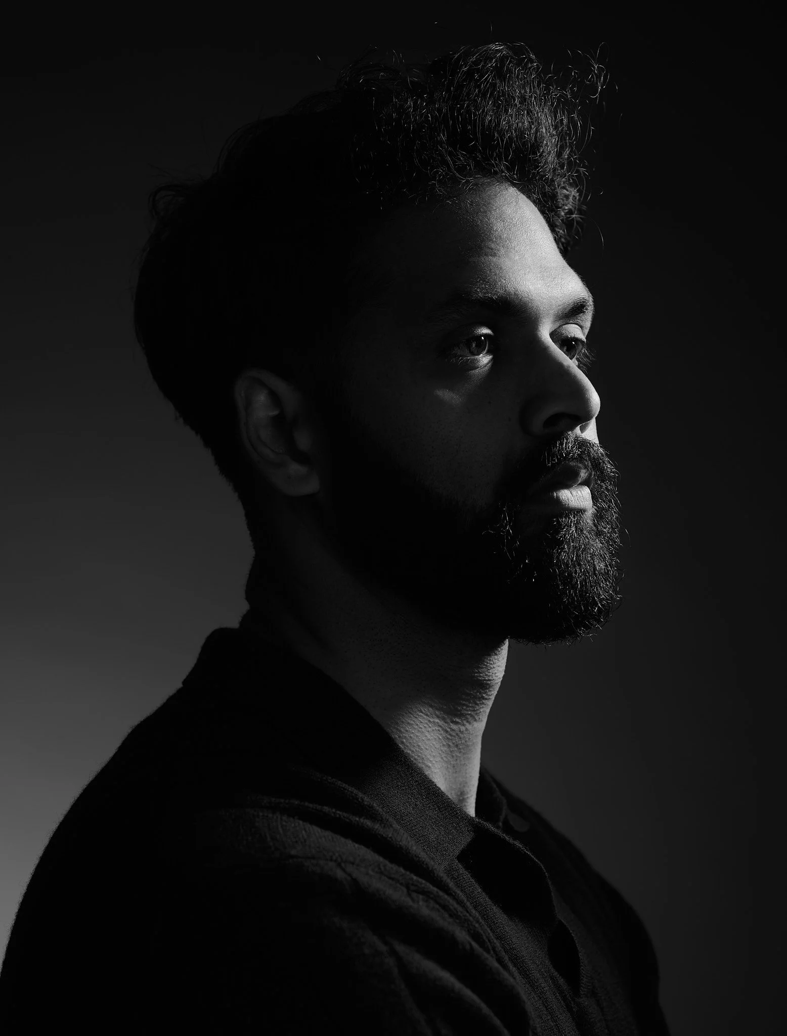 portrait-photographer-studio-session-Riaz 5.jpg