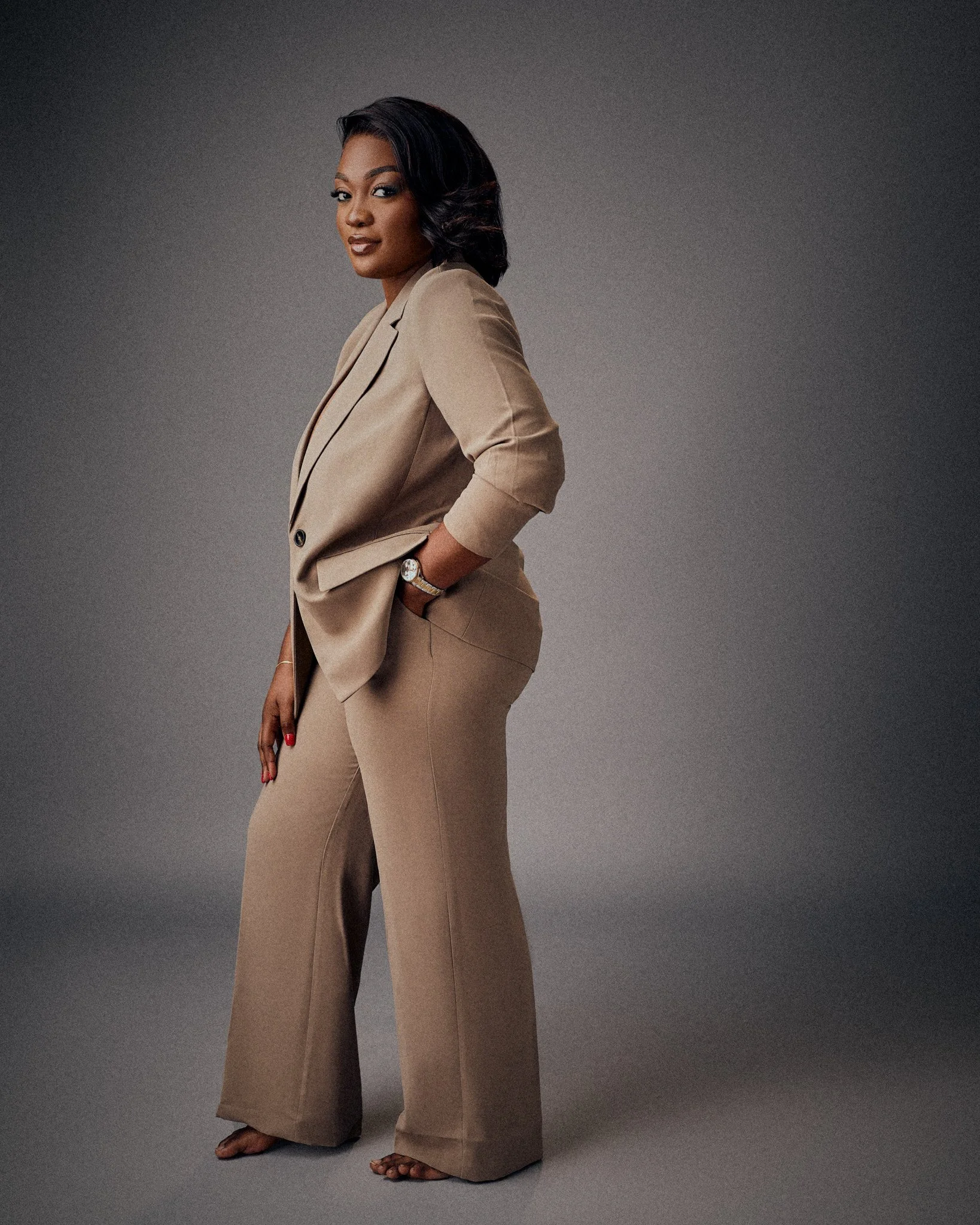 portrait-photographer-studio-session-Dolapo.jpg