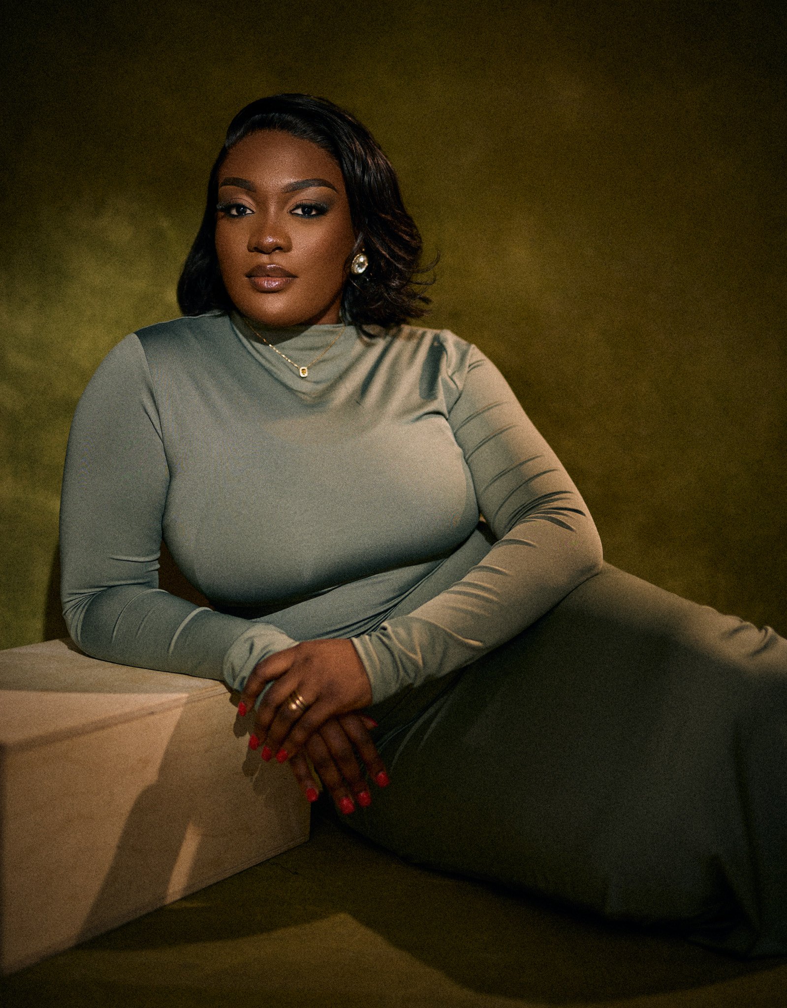 portrait-photographer-studio-session-Dolapo 3.jpg