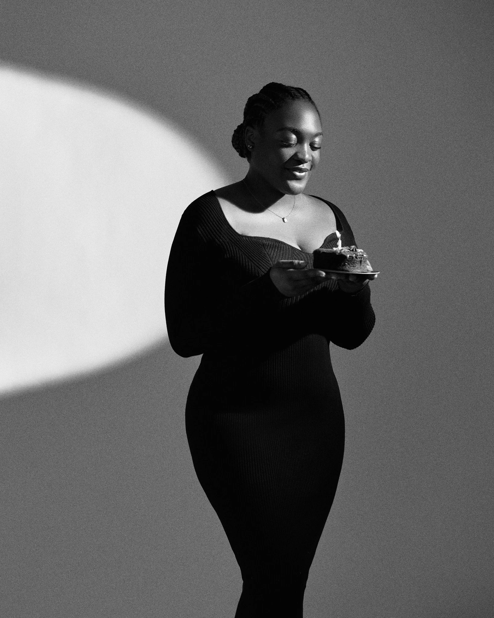 portrait-photographer-studio-session-ARIKE 1.jpg