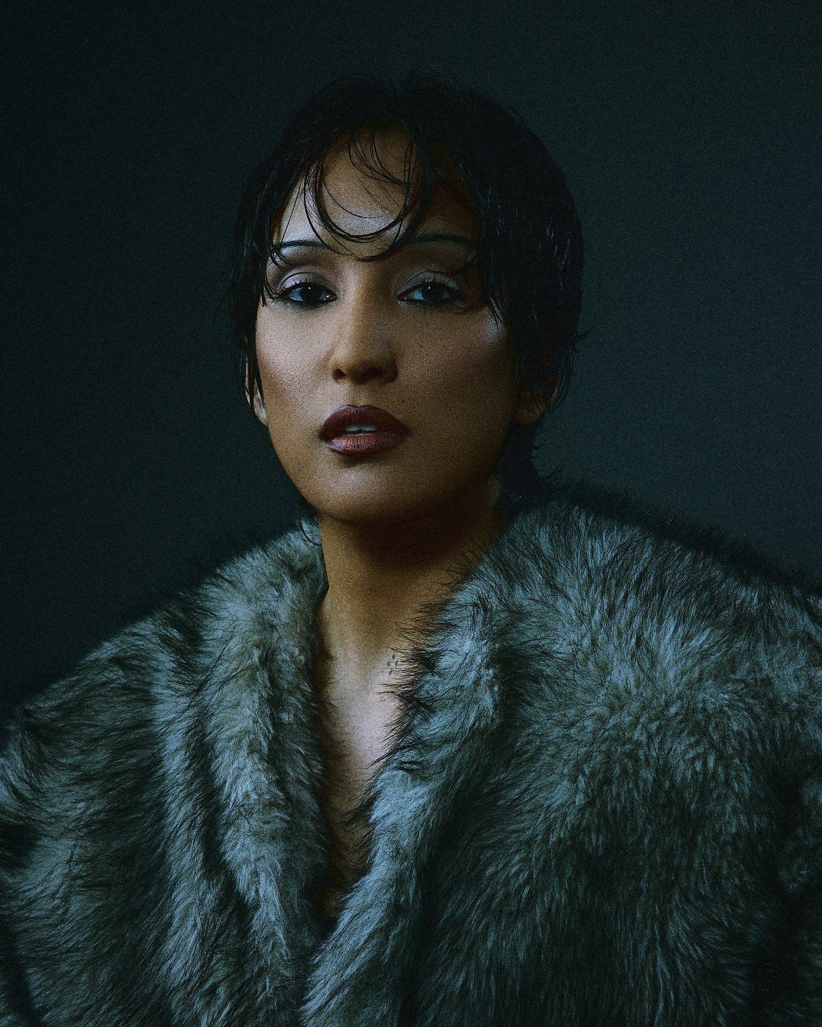 portrait-photographer-studio-session-Shivanni 4.jpg