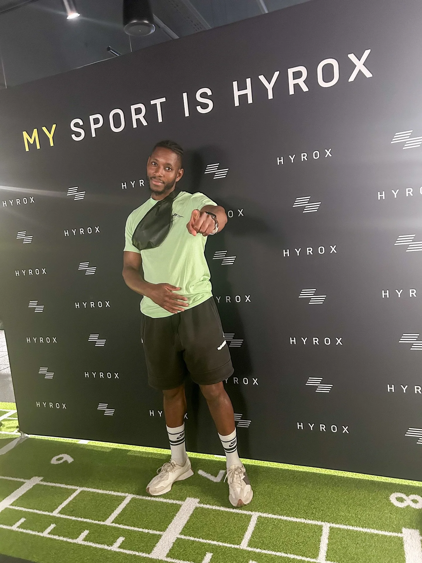 Hyrox Valencia 25/26 season 🤪

Less than 15 hours until I compete in my 4th Hyrox. All the training has been done, now time to rest up until the race tomorrow.

Thank you for all the support 👊🏾.

#hyrox #hyroxvalencia #sub72 #valencia