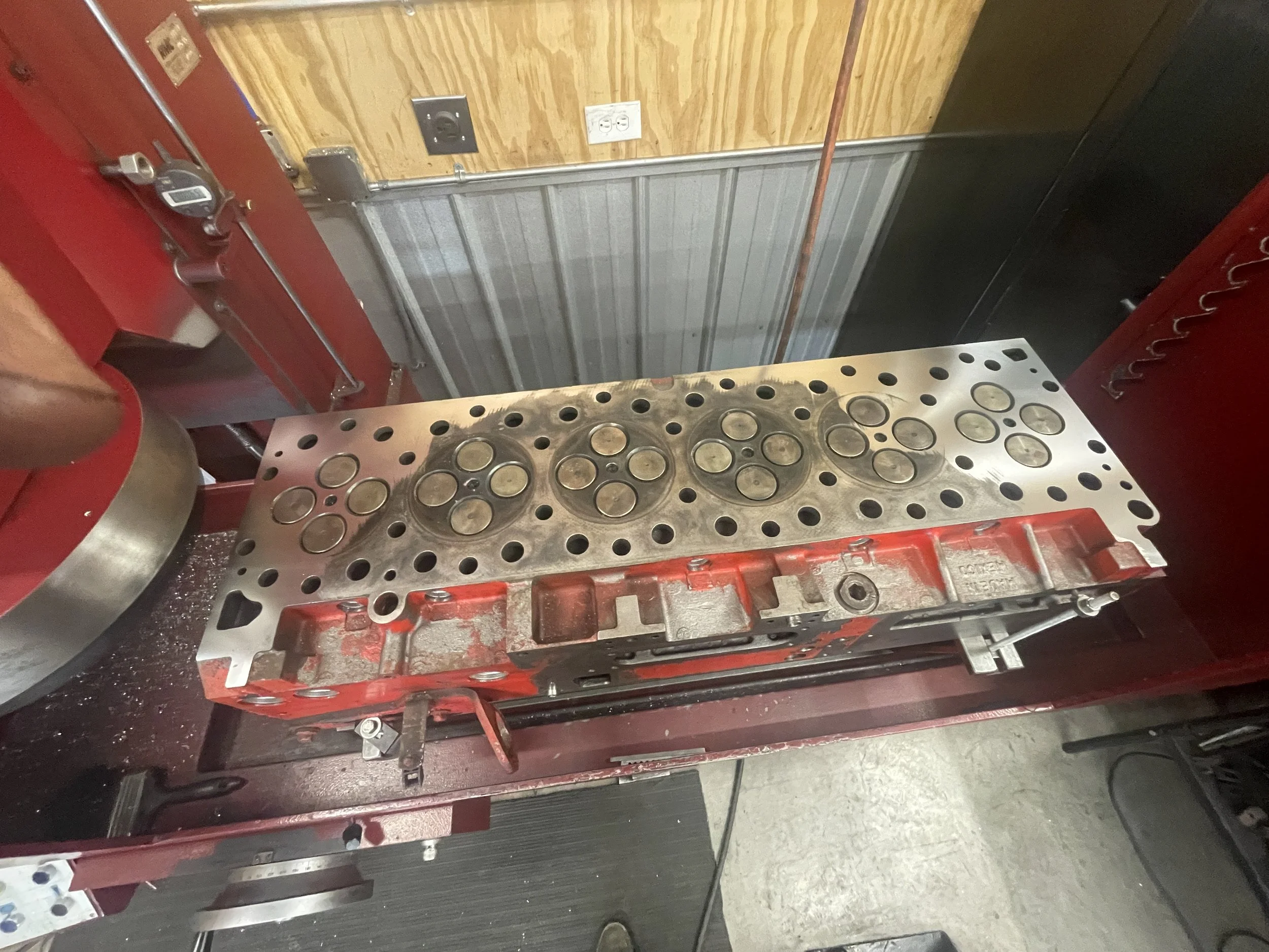 Cummins ISX DOHC dual overhead cam or SOHC single overhead cam surfacing first pass of .003"