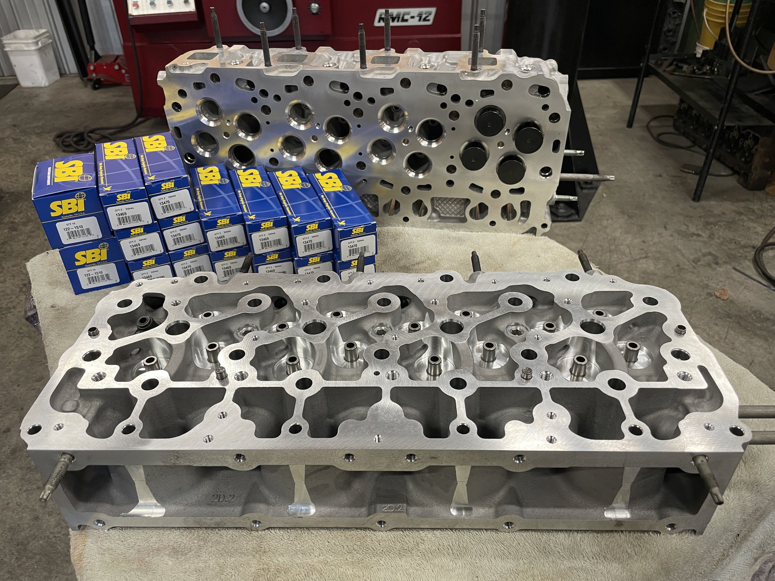 Working on heads from a 2023 GMC 3500 L5P Duramax and found a hole in one of the injector bore during pressure testing 😬.
No problem — Wade’s Metal Works is building a new set of heads with top-quality SB International, Inc. components for the Mecha