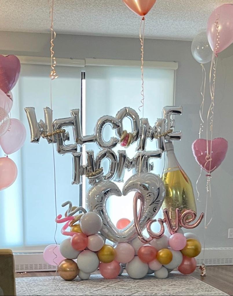 Balloon Standee deluxe package Calgary events and and balloon design.jpeg