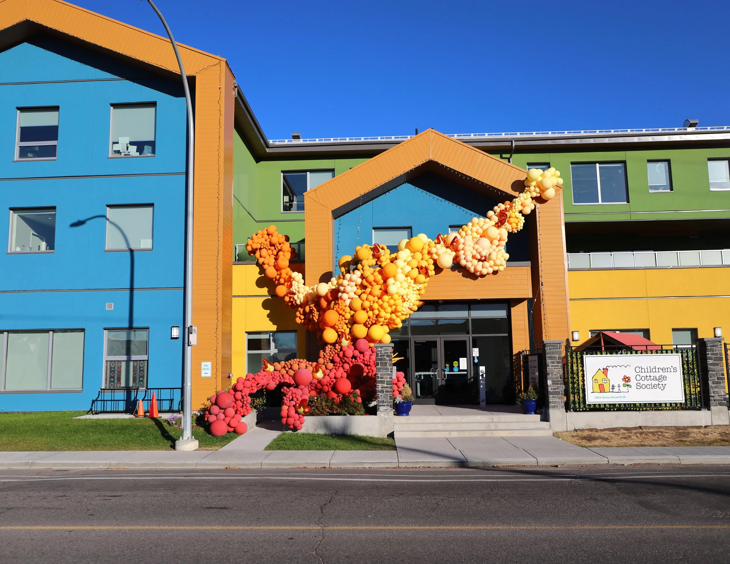 Children's cortage Outdoor building Grand Installation Calgary Balloons and Lush.JPG