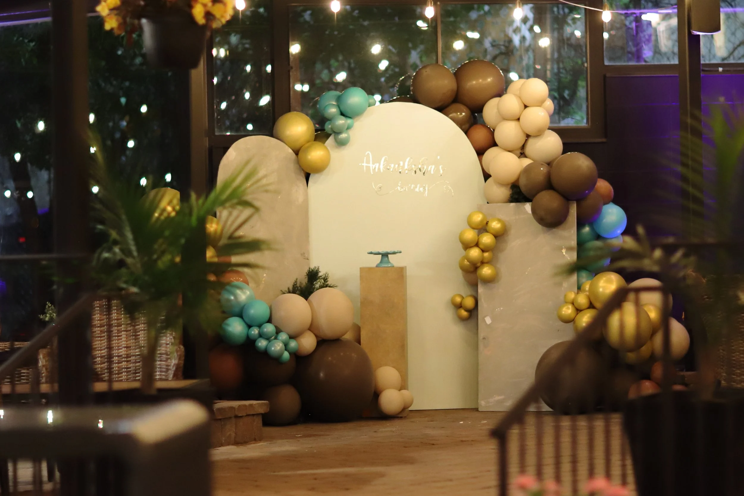 Balloon decoration Edmonton