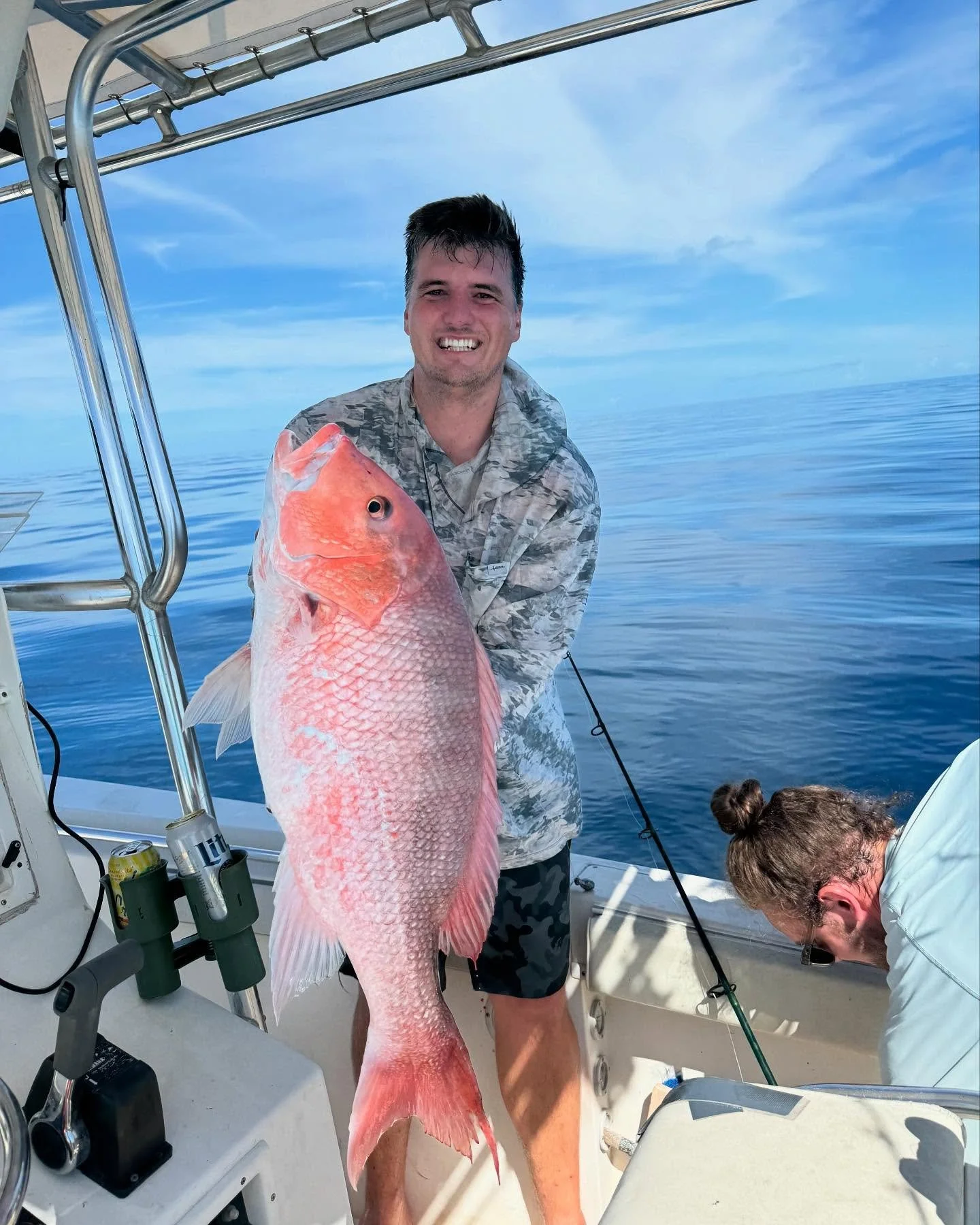 Another Florida resident for our next ✨INTERN SPOTLIGHT✨ - We are lucky to have you, Eli!! 

Hometown: Micanopy, Florida
Undergrad: UF
Medical School: LECOM
FL favs: everything outdoors
Favorite shenanigans: fishing, farming, hunting