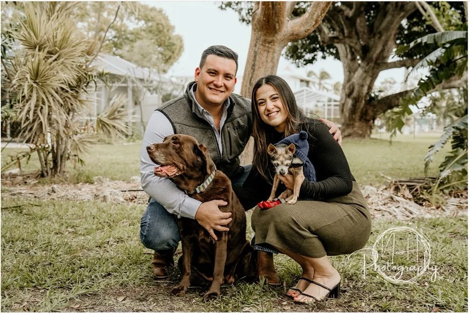 ✨INTERN SPOTLIGHT✨ &thinsp;
&thinsp;
Today we have Dr. Sandy McCain from right here in sunny Florida!!&thinsp;
&thinsp;
Hometown: Bradenton FL&thinsp;
Undergrad: University of South Florida &thinsp;
Med school: LECOM Bradenton &thinsp;
FL faves: the 