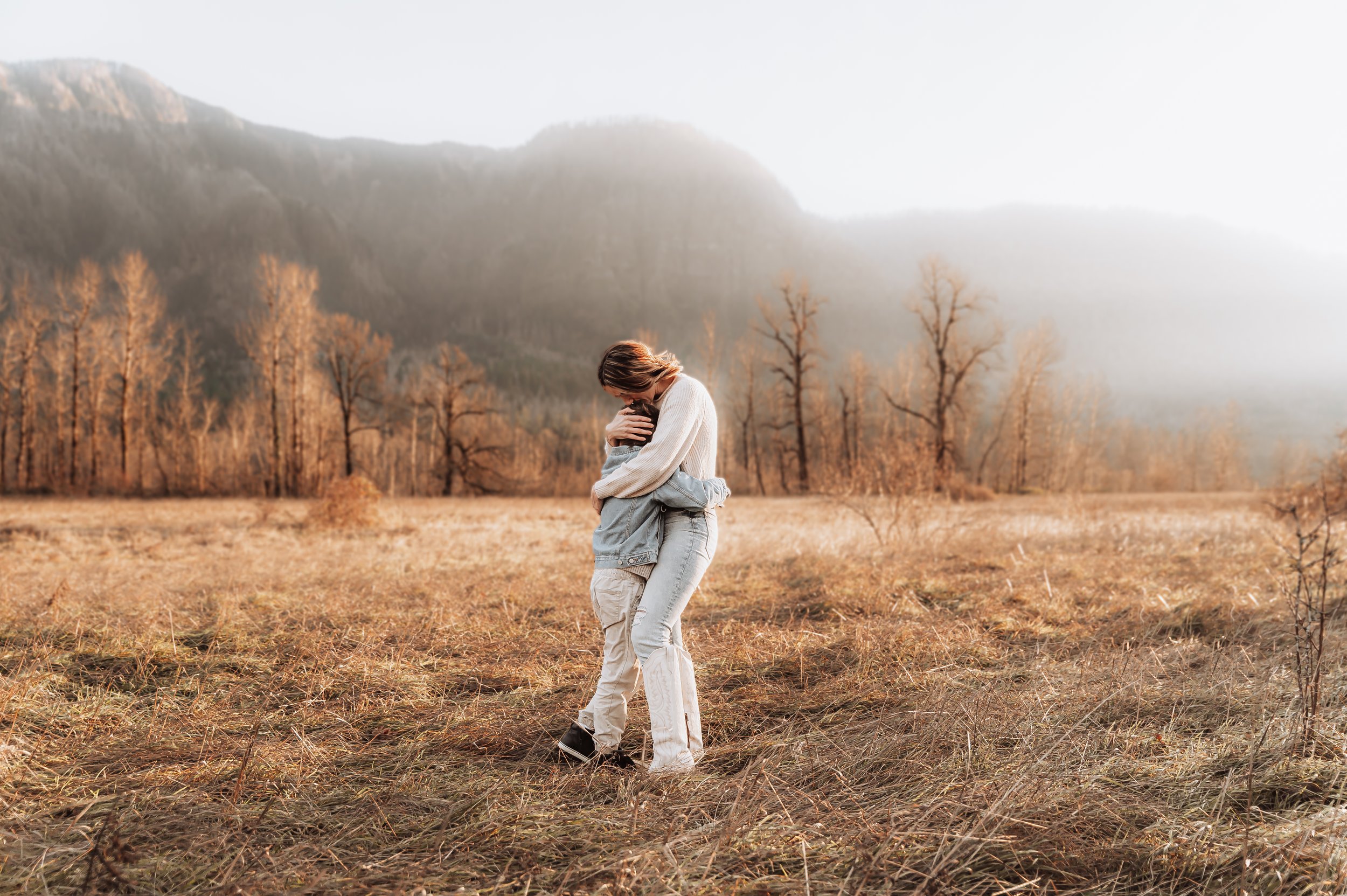 Dressing for Family Photos in Washington's Cold Months: Tips from a Local Photographer