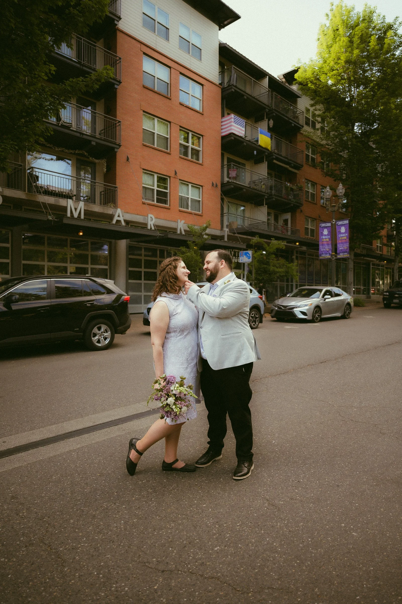 bonnie-gideon-vancouver-wa-courthouse-micro-wedding-kassi-irelan-photography-69.jpg