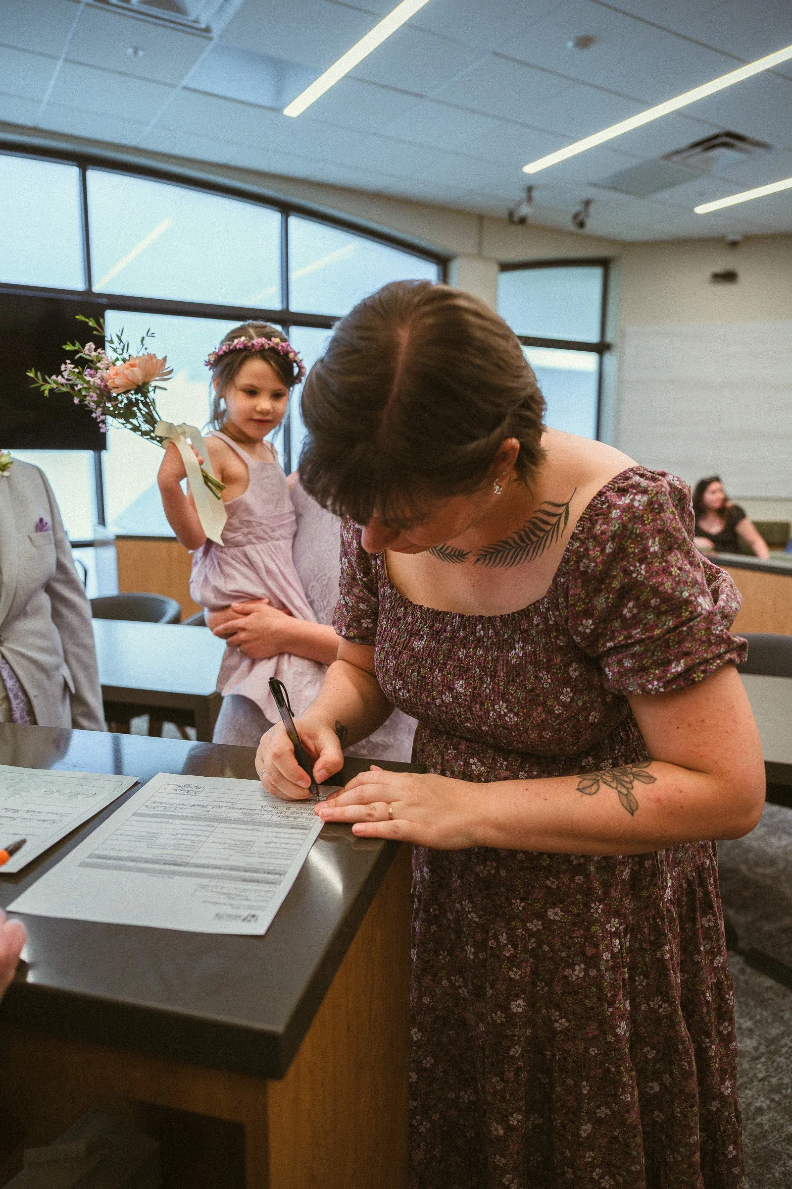 bonnie-gideon-vancouver-wa-courthouse-micro-wedding-kassi-irelan-photography-25.jpg