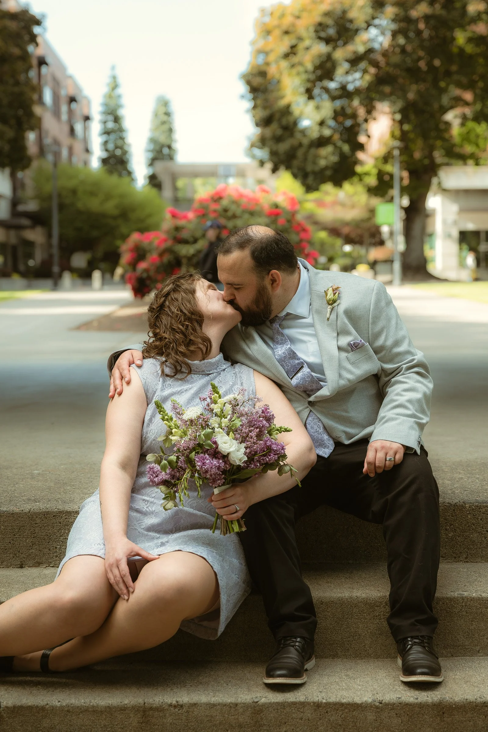 bonnie-gideon-vancouver-wa-courthouse-micro-wedding-kassi-irelan-photography-56.jpg