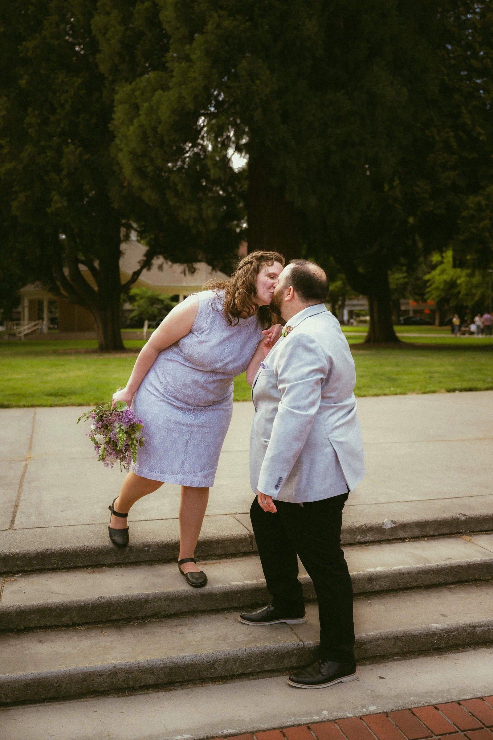 bonnie-gideon-vancouver-wa-courthouse-micro-wedding-kassi-irelan-photography-75.jpg
