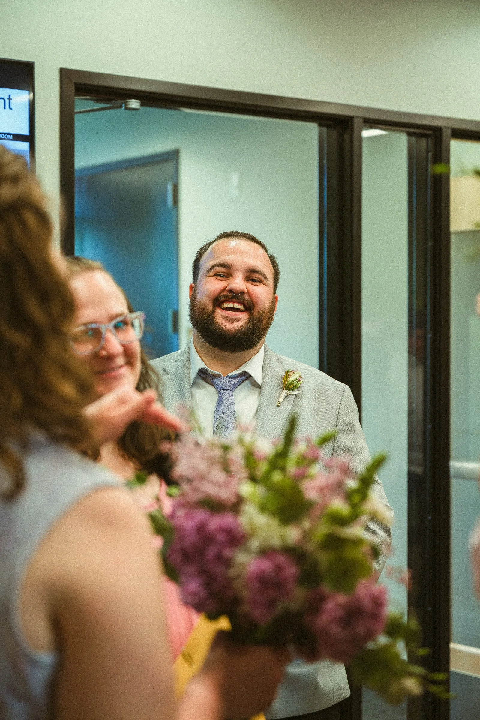 bonnie-gideon-vancouver-wa-courthouse-micro-wedding-kassi-irelan-photography-6.jpg