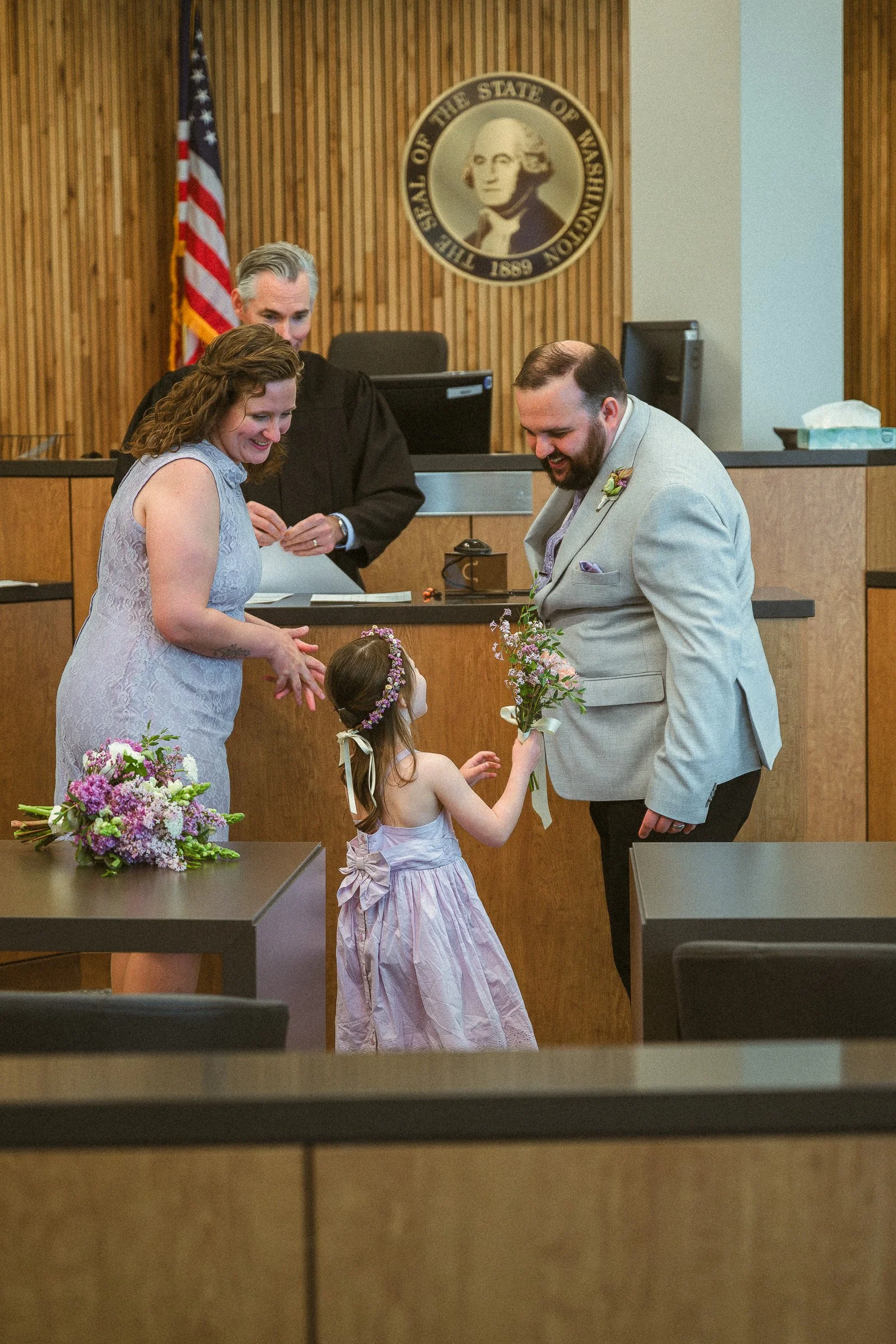 bonnie-gideon-vancouver-wa-courthouse-micro-wedding-kassi-irelan-photography-18.jpg