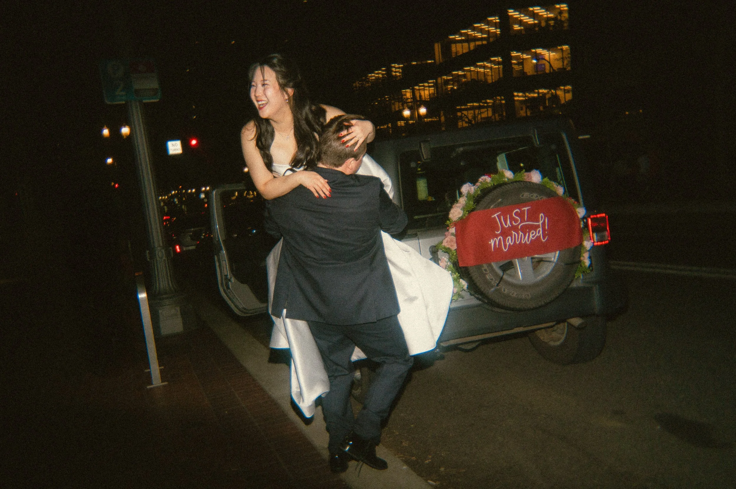 Courthouse wedding photography coverage for couples planning a civil ceremony in Vancouver Washington or Portland Oregon
