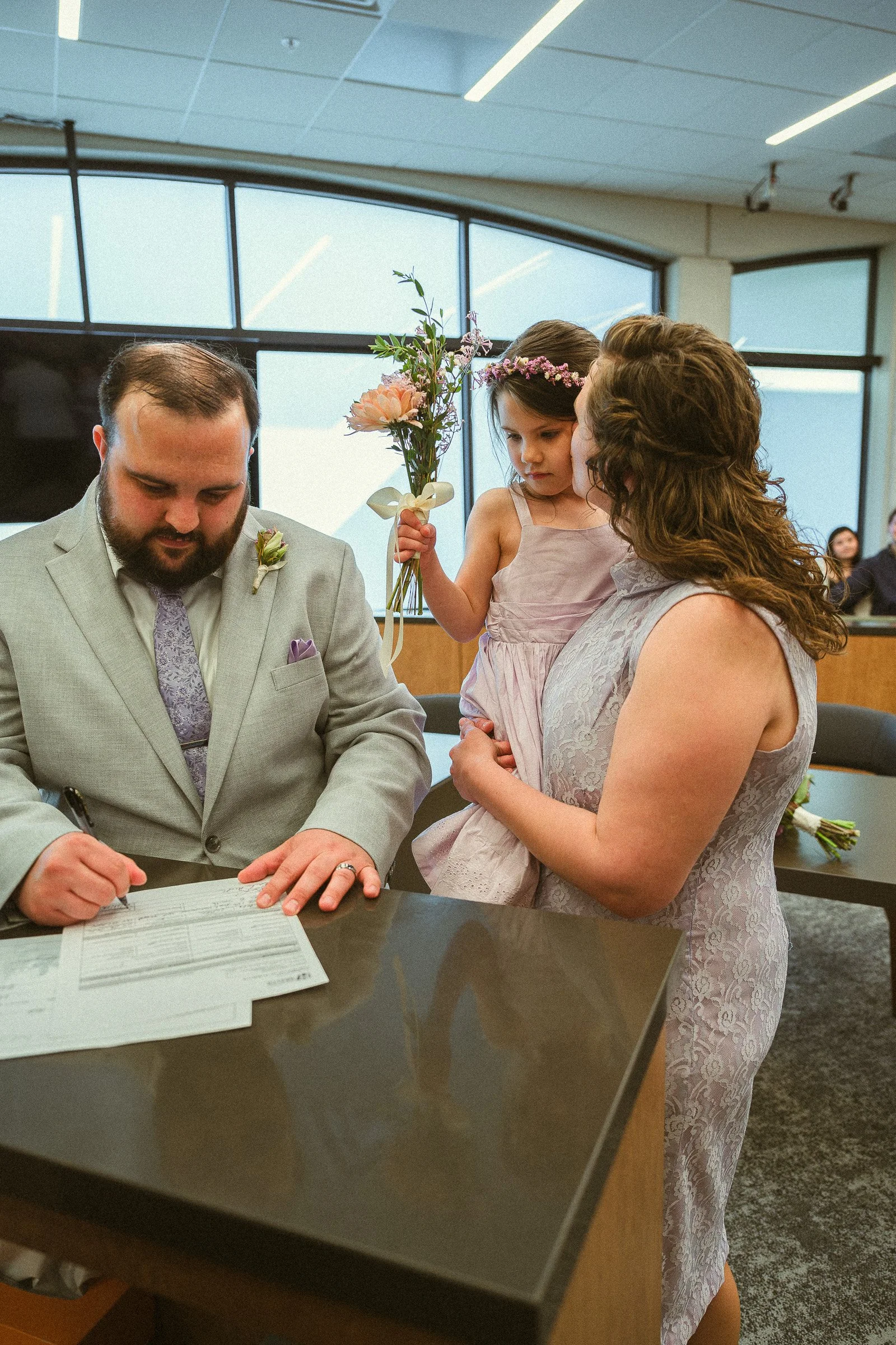 bonnie-gideon-vancouver-wa-courthouse-micro-wedding-kassi-irelan-photography-22.jpg