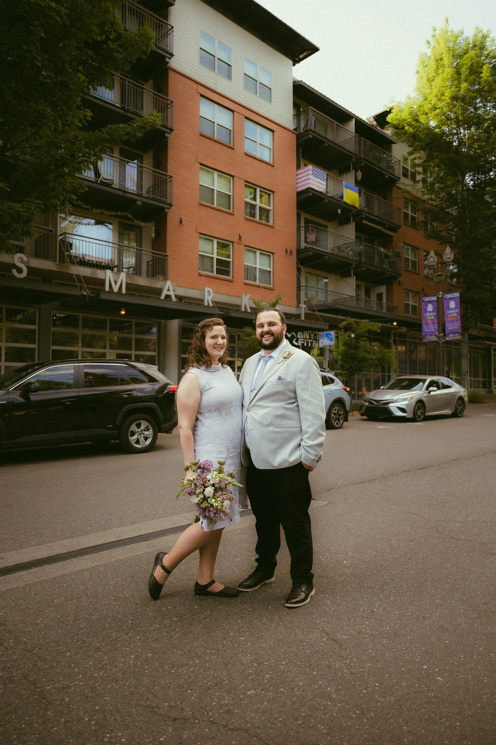 bonnie-gideon-vancouver-wa-courthouse-micro-wedding-kassi-irelan-photography-68.jpg