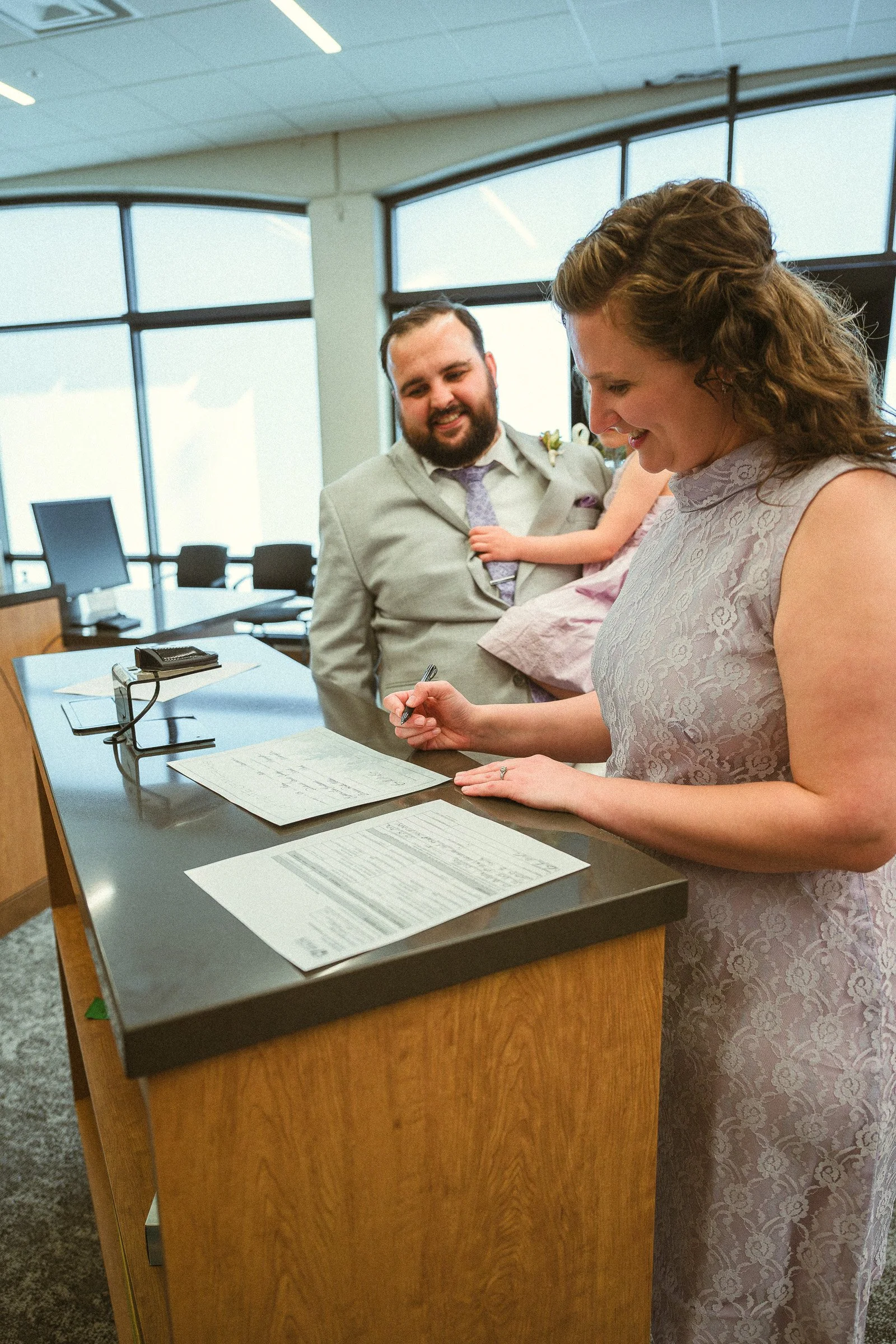 bonnie-gideon-vancouver-wa-courthouse-micro-wedding-kassi-irelan-photography-20.jpg