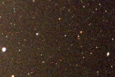 Two Centuries of a Pulsating Giant: How R Leonis Changed Its Rhythm and Dusty Veil