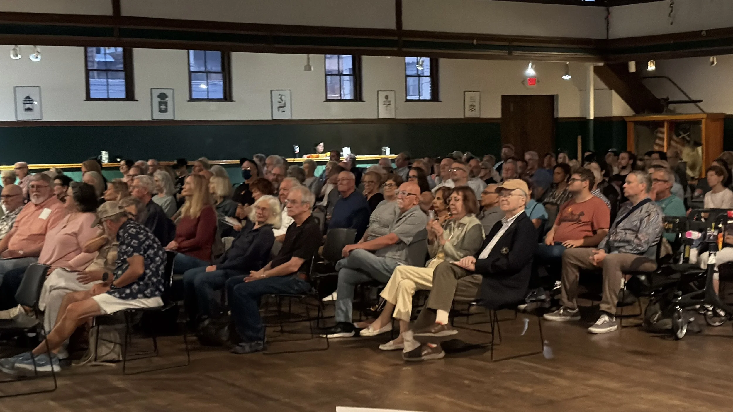 the-general-crowd.JPG