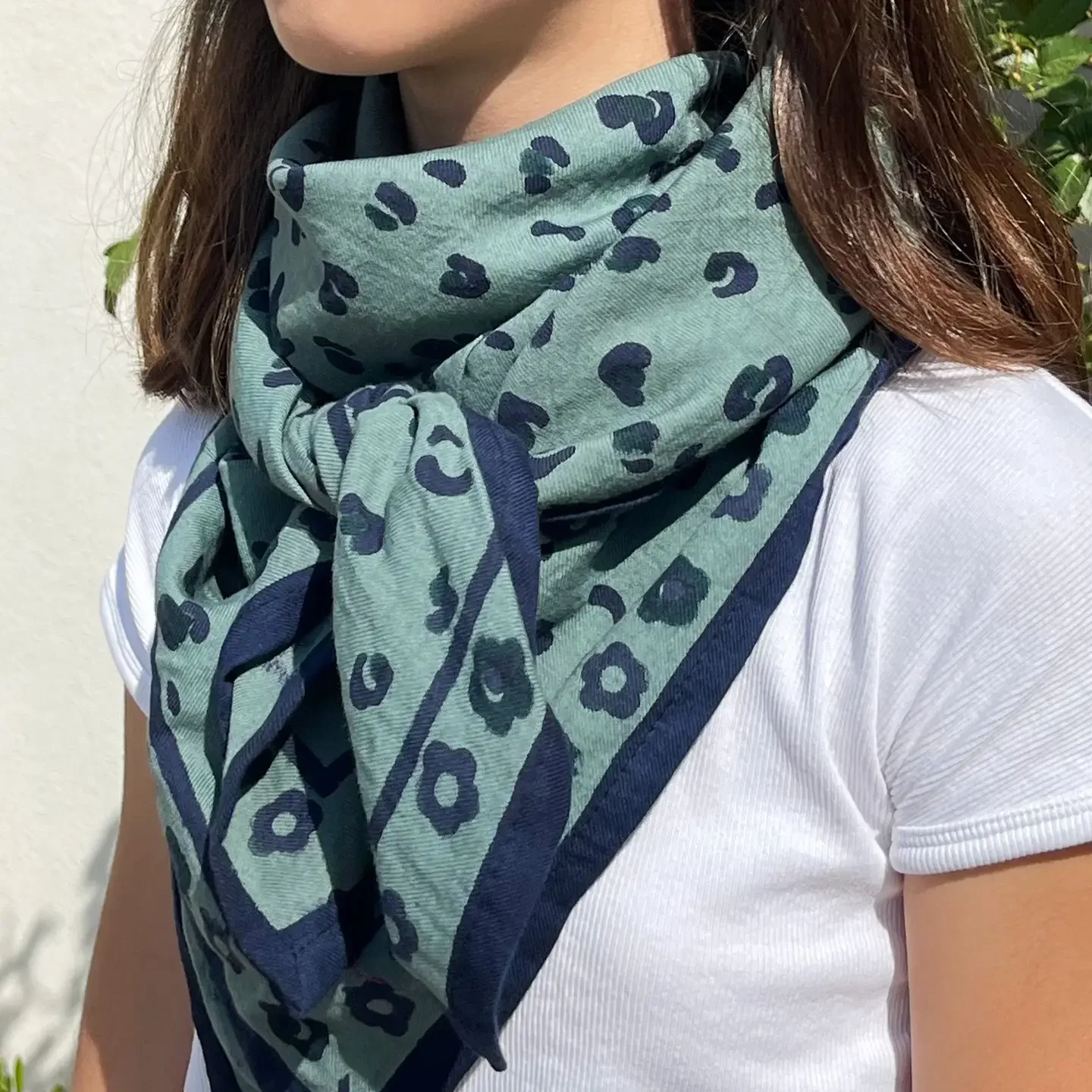 ADM Store, Surprise Malo, Grand foulard Graou Céladon 2.webp