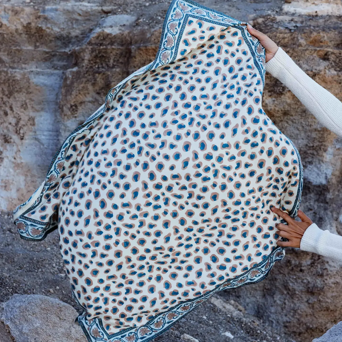 ADM Store, Surprise Malo, Foulard coton bleu Leandro.webp