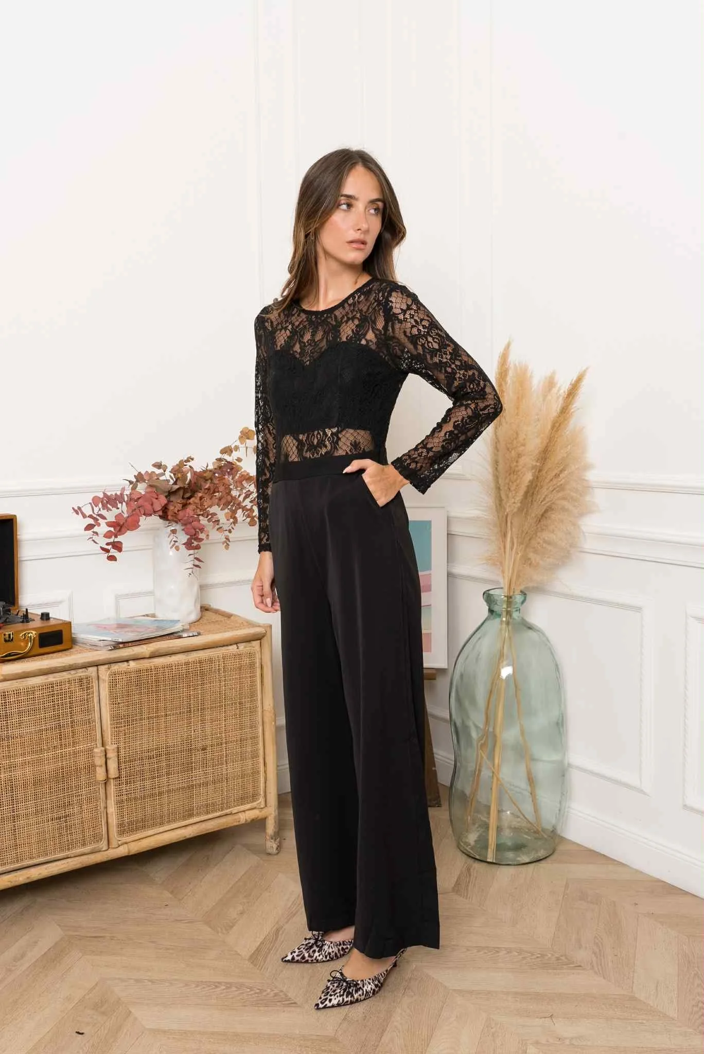 ADM Concept Store, Combinaison noire, Louise 2.jpeg