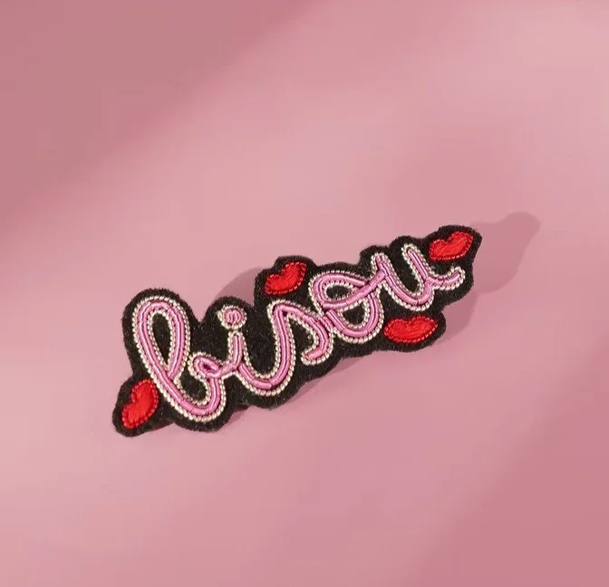 ADM Store, Surprise Dunkerque, Broche bisou.jpg
