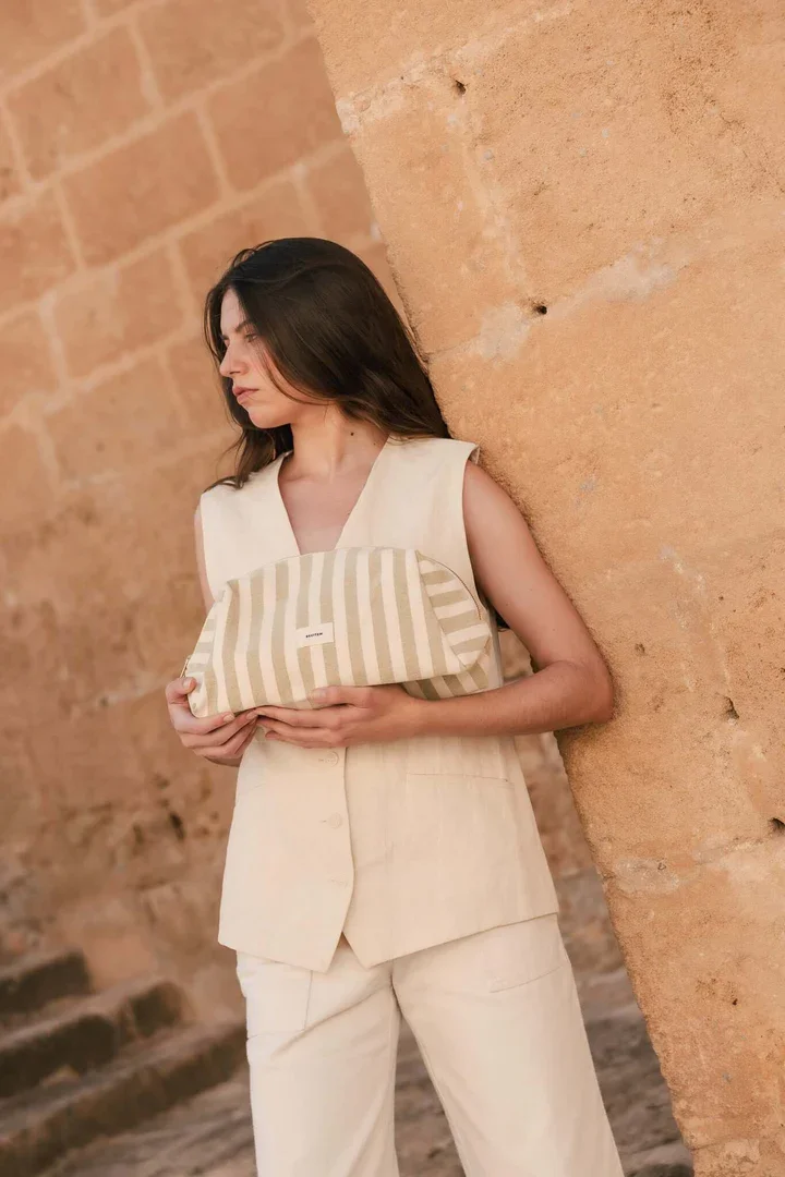 ADM Concept store, Surprise, maxi trousse, beige.webp