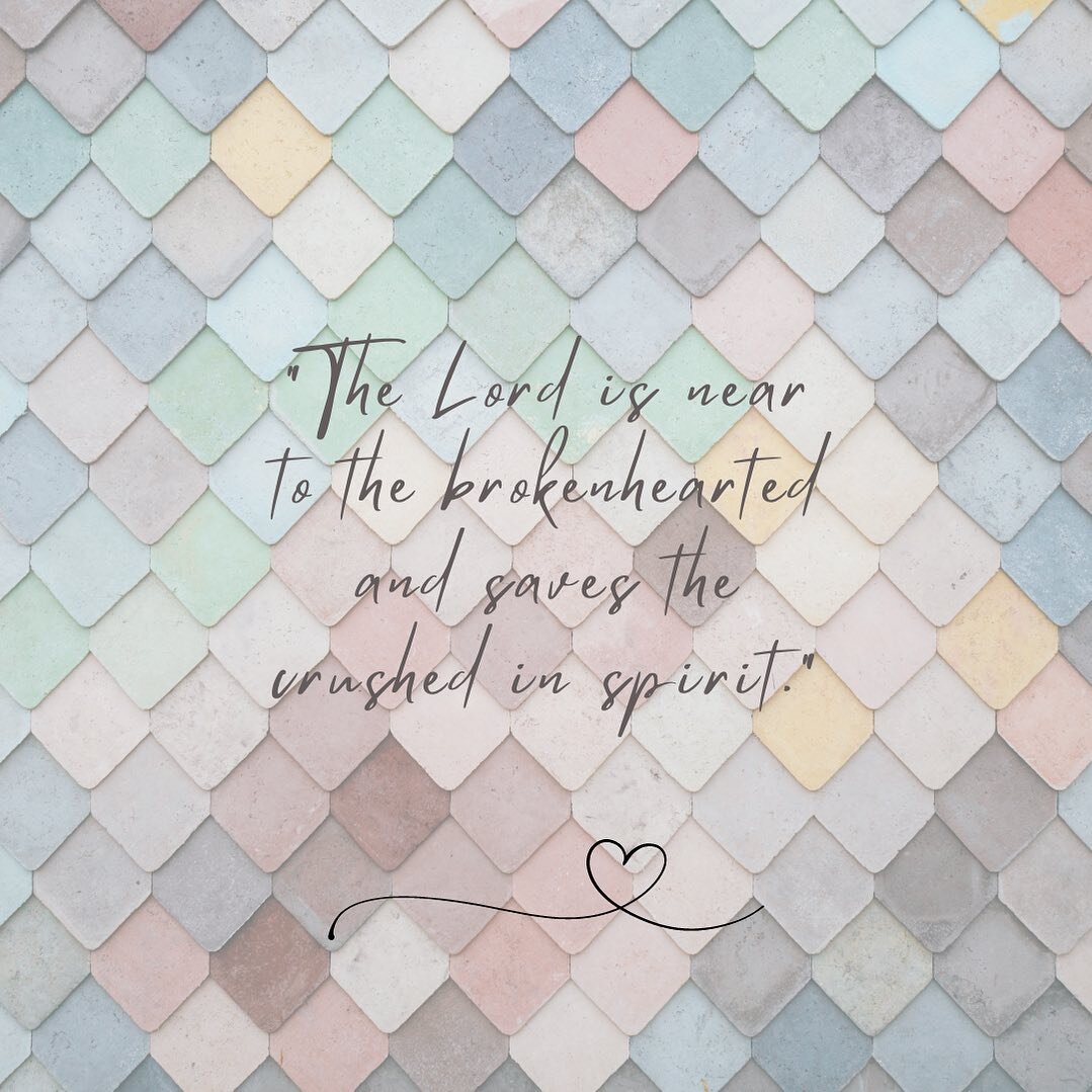 Praying today for Nashville! Praying for every family grieving. Praying for those bound with fear. May the grace of God surround you, strengthen you and comfort you! 🤍
#nashville #prayingfornashville