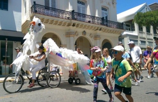 KW Montessori Charter School students were handing out origami paper birds and promoting World Peace at the 1st Annual Papio Kinetic Sculpture Parade. 