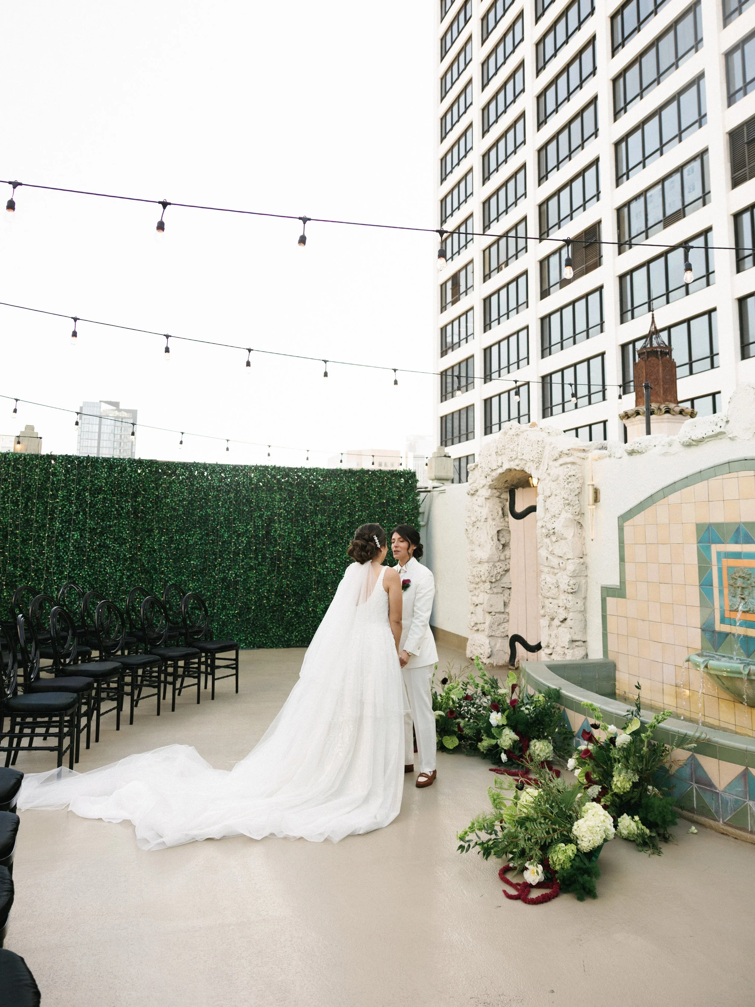 Lorena and Cindy_00021.jpg