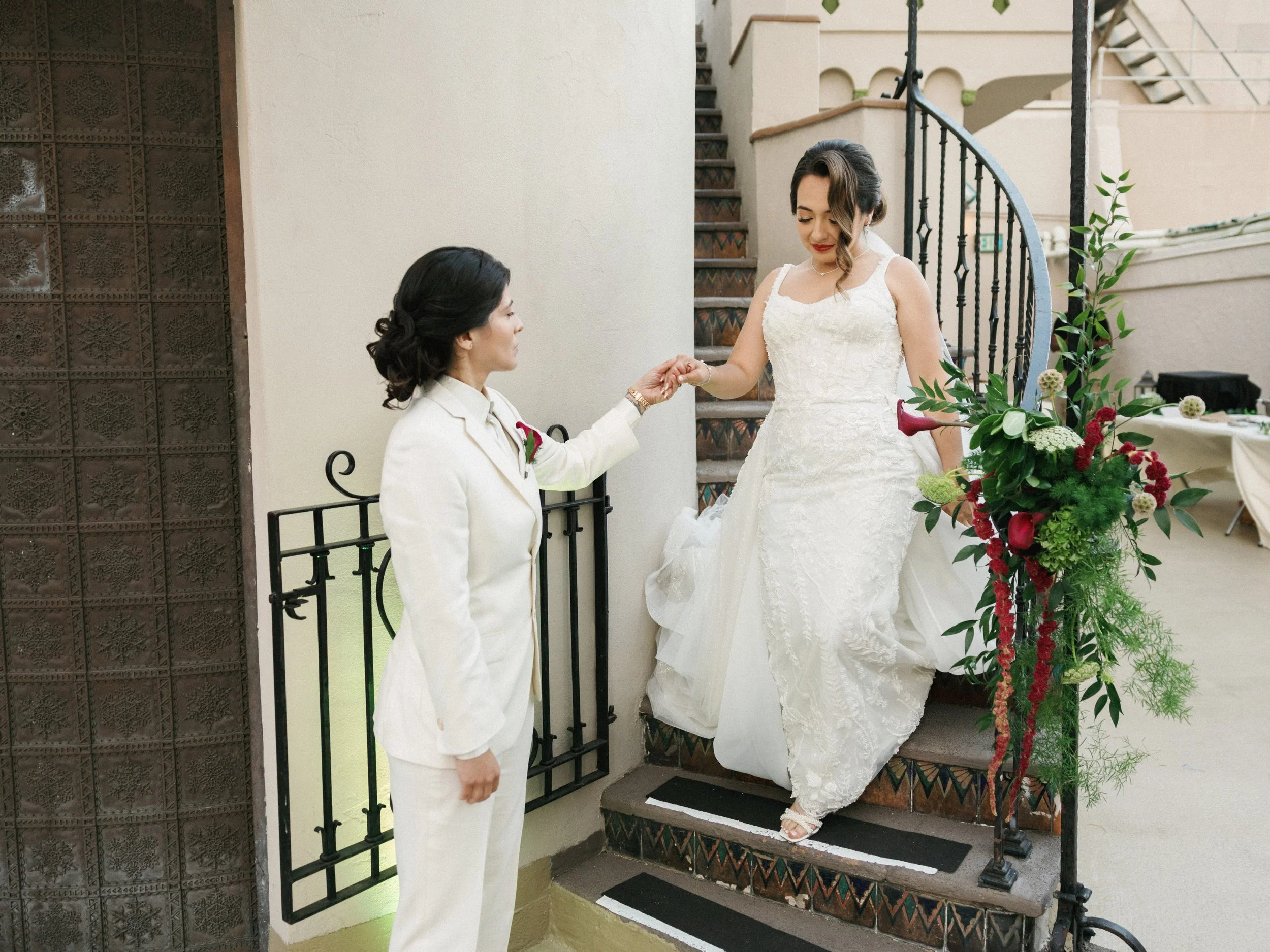 Lorena and Cindy_00530.jpg