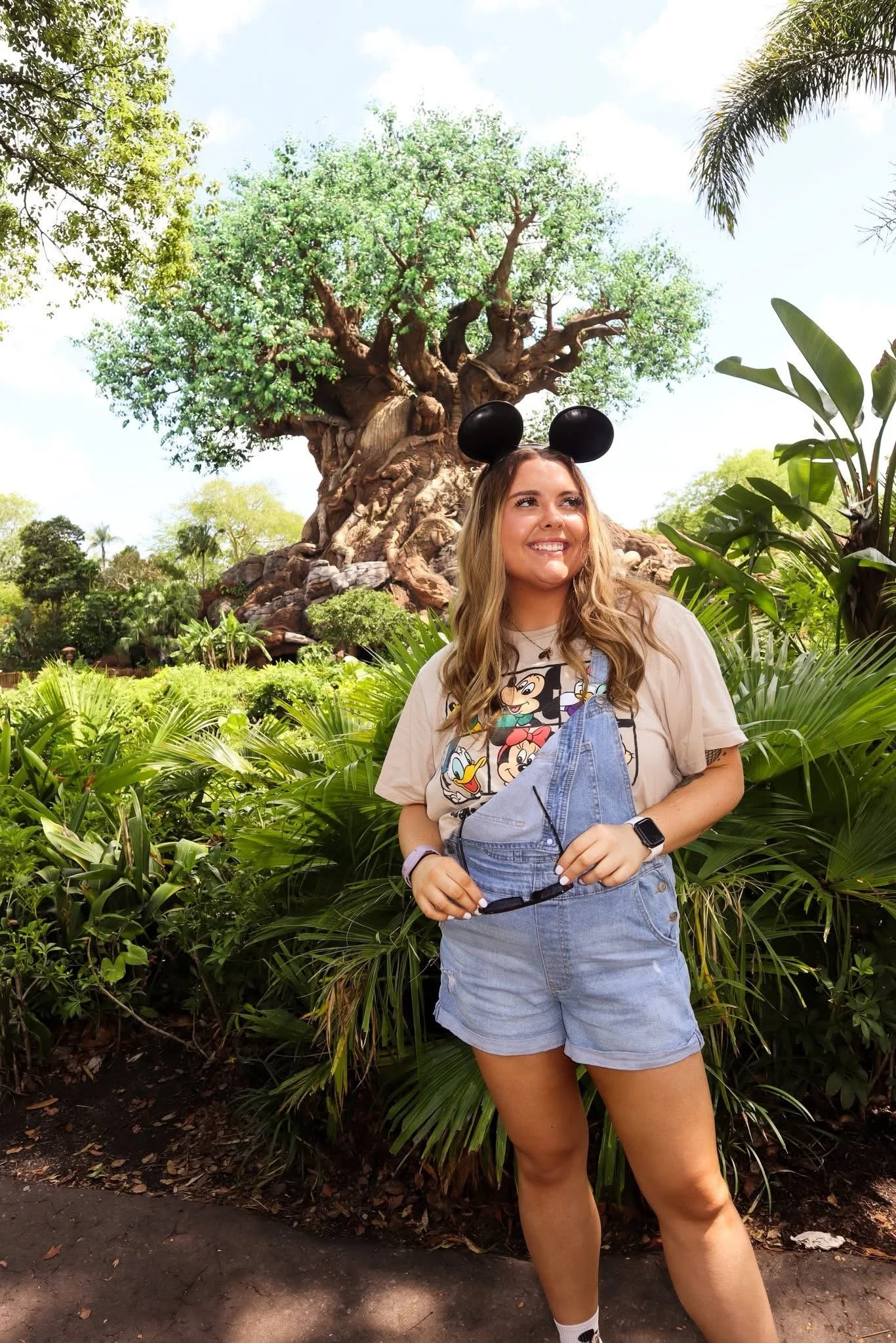 Gaby Nicoson- Travel Genie