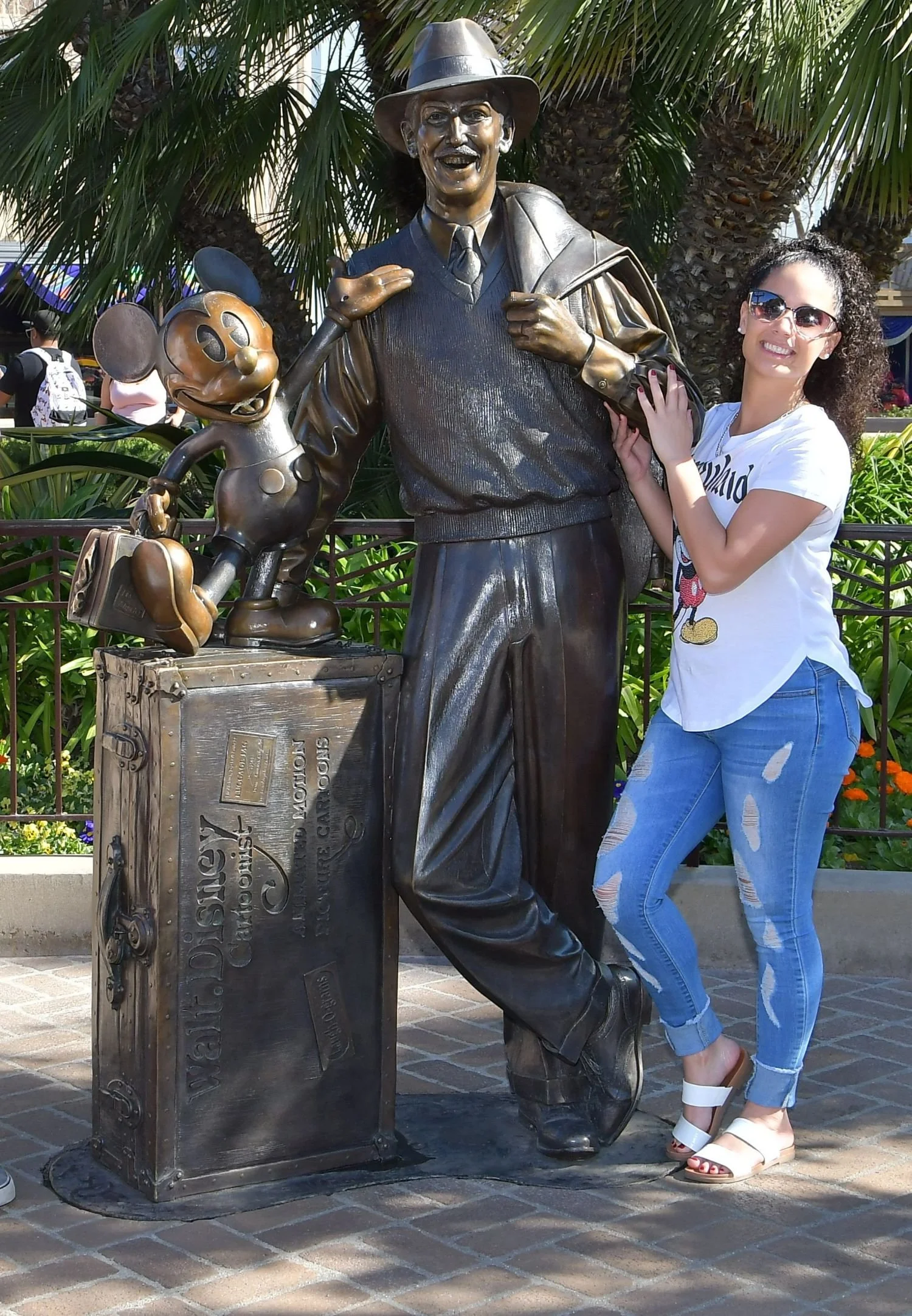 Shyanna Rivera- Travel Genie