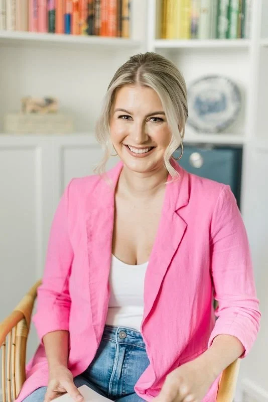 Amber Brady - Travel Genie