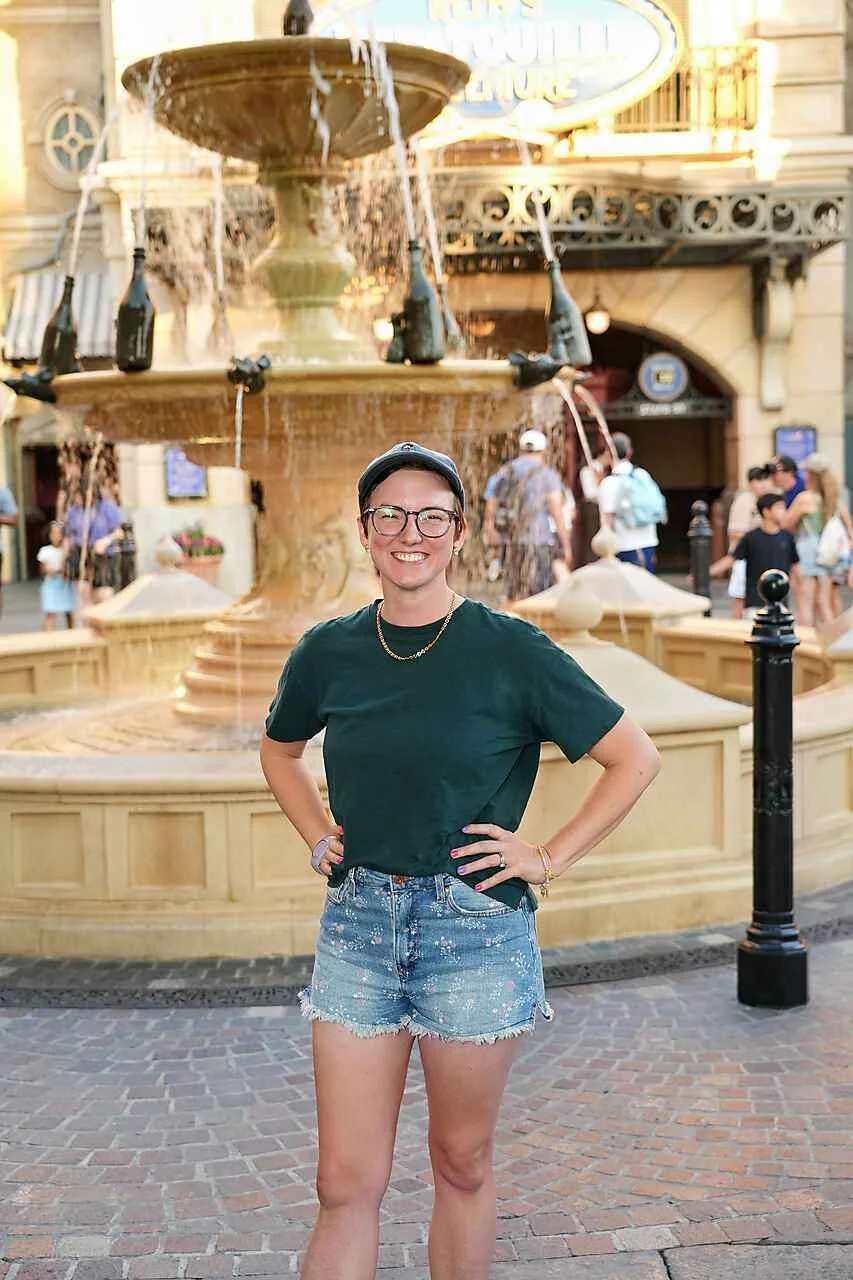Emily Espinosa- Travel Genie