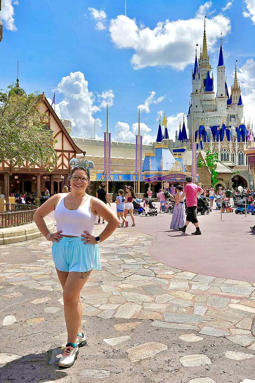 Taylor Krom- Travel Genie