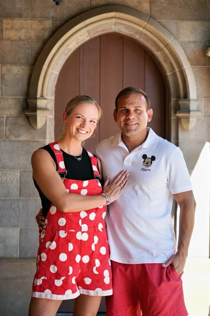Brandon and Jenny Rondon - Travel Genies