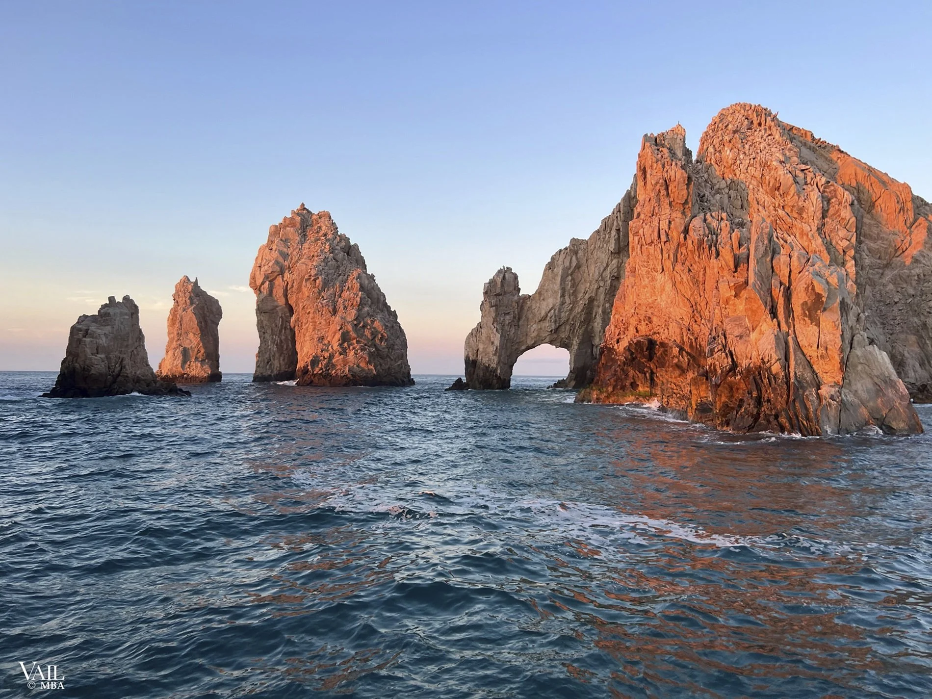 Famous Cabo San Lucas arch.