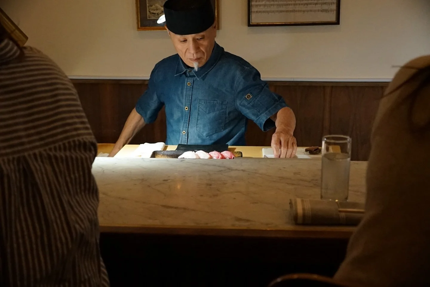 Are you ready for a sushi filled weekend?! Stop by our beautiful Sushi Note on Ventura Boulevard to fill all your cravings. A few slots are still open so book soon! 🍣🍷

#sushi #sushidinner #omakase #restaurant #venturablvd