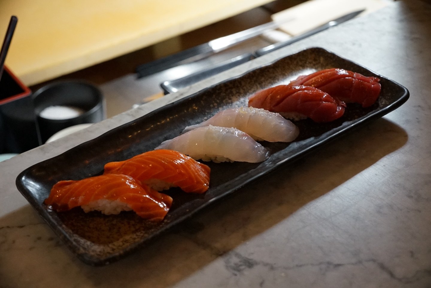 A stunning a la carte plate featuring...
Jukuse Sake, dry aged salmon 
Tennen Tai, wild snapper 
Akami, lean bluefin tuna

#sushi #nigiri #omakase #foodie #venturablvd