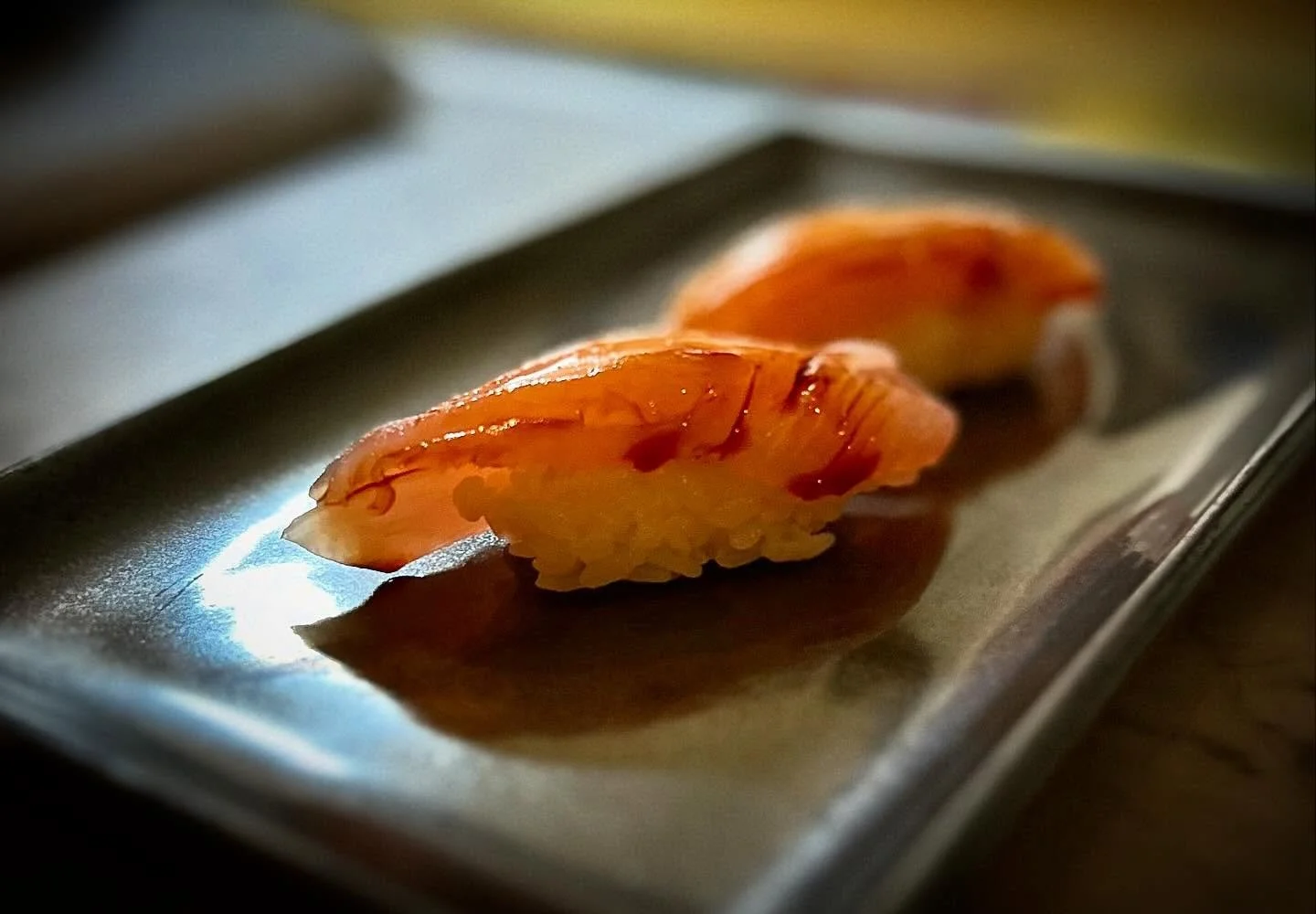 Surprise yourself with a treat from our daily market fish list! 
#omakase #sushi #shermanoaks #sushinote