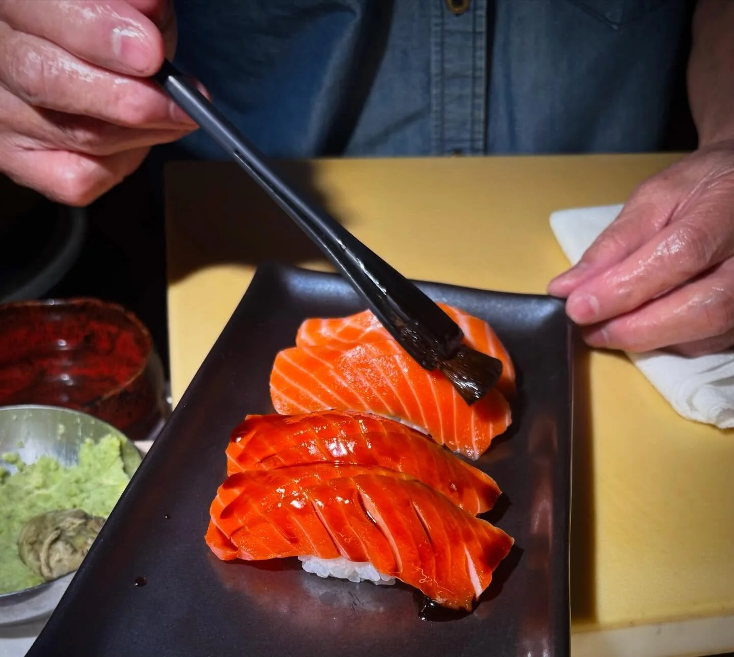 Dinner and a show 🍣 
#omakase #sushi #shermanoaks